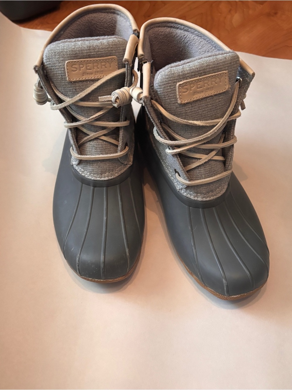 Sperry Gray & Tan Waterproof Lace Duck Boots - Rain Boots - Size 7 - Like New